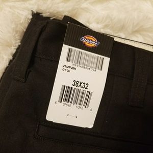 Men's Dickies size 38x32